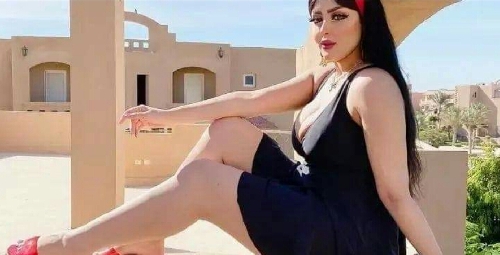 العارضة الحسناء سلمي الشيمي فتاة الزي الفرعوني مهددة بالسجن