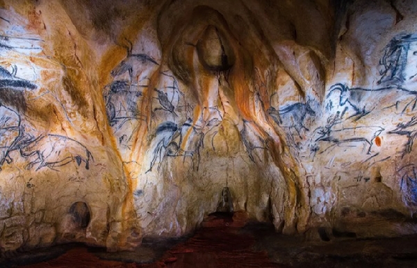 Grotte Chauvet : 26 ans de découverte, les peintures en images