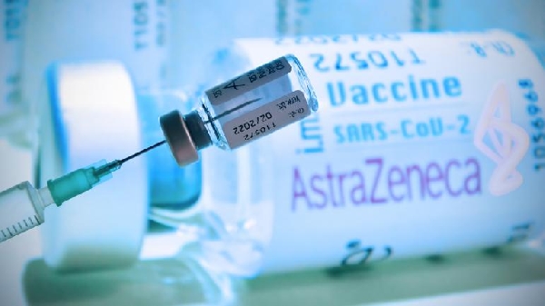 Covid-19 : le Royaume-Uni approuve le vaccin AstraZeneca