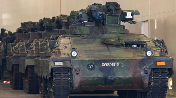 Appel d offres douteux: la Bundeswehr envisage apparemment d envoyer des troupes en Russie