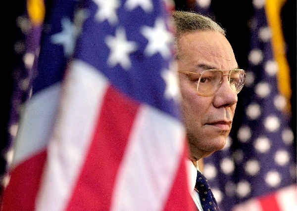 Colin Powell, qui a façonné la sécurité nationale des États-Unis, décède à 84 ans