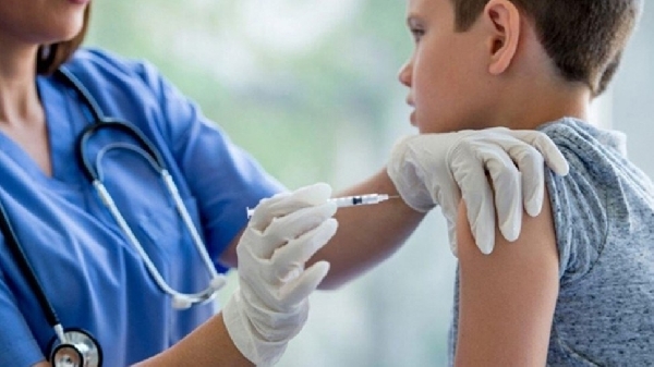 Tunisie : Vacciner les enfants de 5 à 12 ans..un membre du comité scientifique explique
