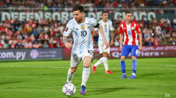 Messi infecté par la « souche la plus dure » du Covid-19, selon le sélectionneur argentin