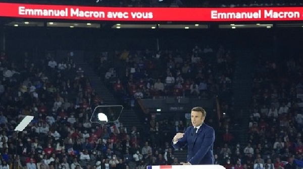 Macron, seul candidat à ne pas participer à l émission politique de France 2 ? La SDJ réagit