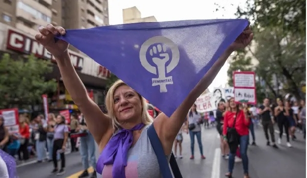  Un viol collectif présumé en Argentine alimente les appels aux hommes pour lutter contre la violence sexiste