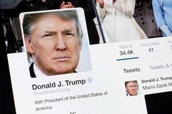 Le profil de Trump réapparaît sur Twitter