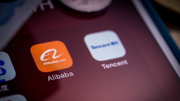 La Chine passe un contrat avec Alibaba et Tencent pour le développement de puces dans un contexte de sanctions américaines croissantes