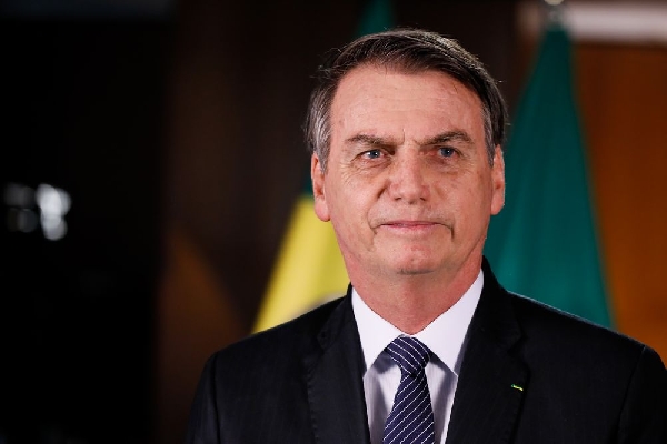 La police fédérale du Brésil conclut que Bolsonaro a diffusé de fausses nouvelles sur le covid-19