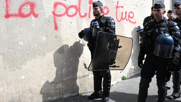 Enquête ouverte sur la cagnotte de soutien au policier ayant tiré sur Nahel à Nanterre
