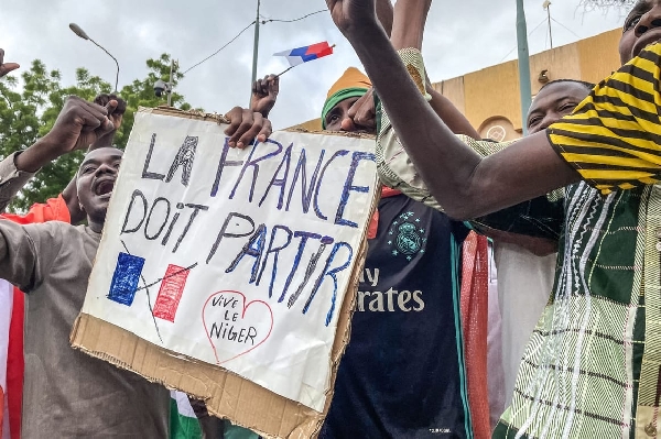 Manifestation à Niamey : Les Partisans de la Junte Menacent de Prendre d