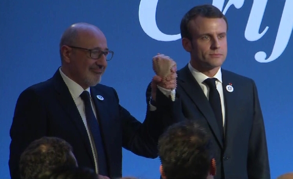 Le désaveu du président des Juifs de France envers Macron après la polémique de la fête Hanouka à l